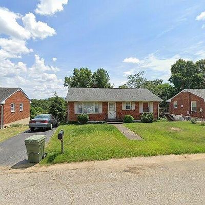 1732 Victoria St, Salem, VA 24153