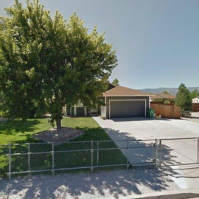 17570 Parrot Dr, Reno, NV 89508