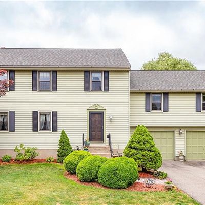 178 Hang Dog Ln, Wethersfield, CT 06109