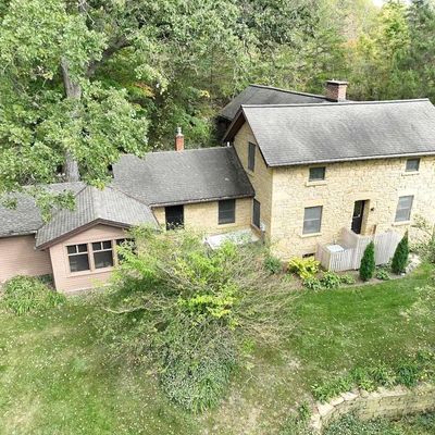 18075 Oneil Rd Road, Mineral Point, WI 53565