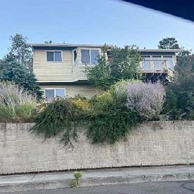 1810 E 16 Th St, The Dalles, OR 97058