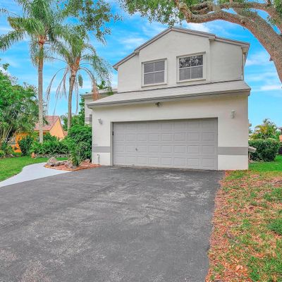 18470 Nw 19 Th St, Pembroke Pines, FL 33029