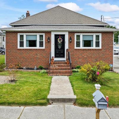 161 N Virginia Ave, Penns Grove, NJ 08069