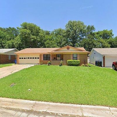 163 Bob White Rd, Denison, TX 75020