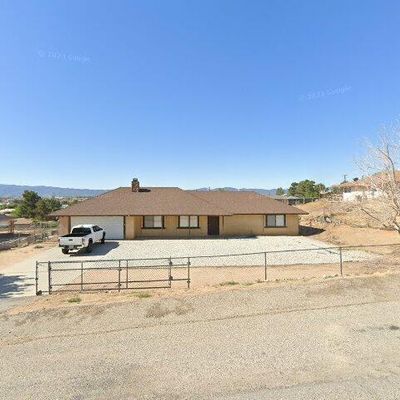 16341 Fremontia St, Hesperia, CA 92345