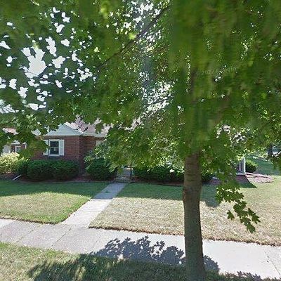 1637 Park Ave, Lansing, MI 48910