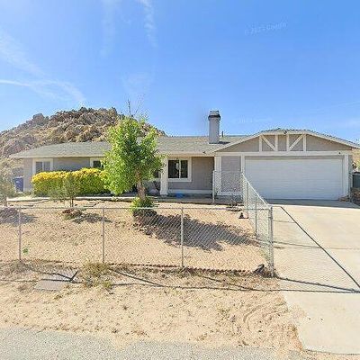 16404 Highacres Ave, Palmdale, CA 93591