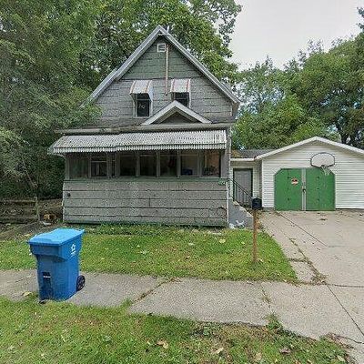 1643 Henry St, Muskegon, MI 49441