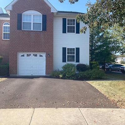 165 Hampshire Drive, Sellersville, PA 18960