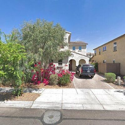 1679 S Rochester Dr, Gilbert, AZ 85295