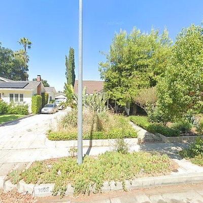 1693 N Los Robles Ave, Pasadena, CA 91104