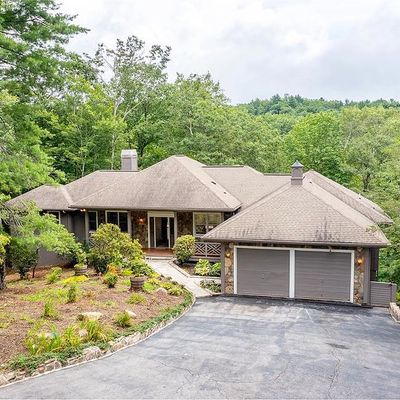 17 River Overlook Rd, Sapphire, NC 28774