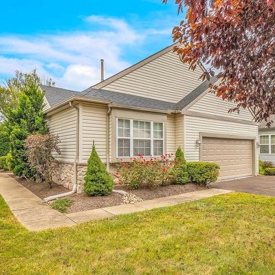 17 Sand Trap Dr, Royersford, PA 19468