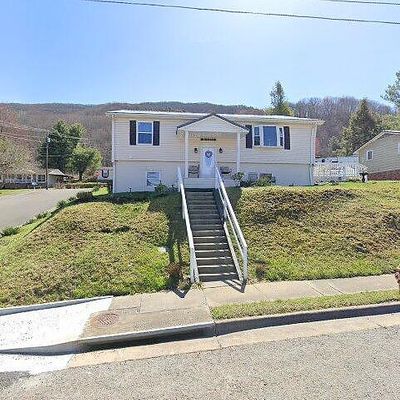 203 Kentucky Ave Sw, Norton, VA 24273