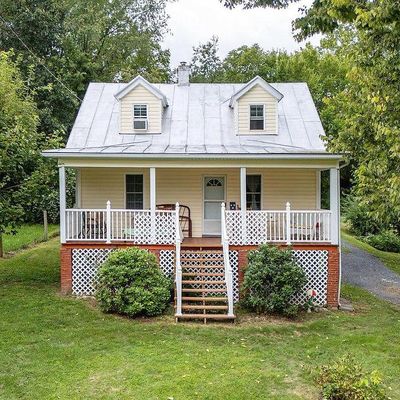 204 Painter St, Mount Jackson, VA 22842