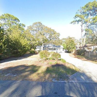 206 Stuart Ave, Southport, NC 28461