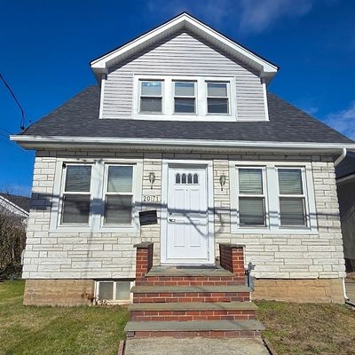 2071 Stecher Ave, Union, NJ 07083