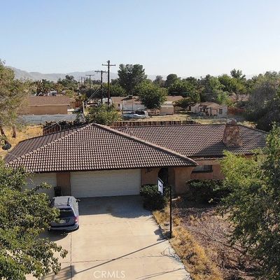 20717 Eyota Rd, Apple Valley, CA 92308