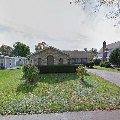 209 E Walnut St, Centerville, IN 47330