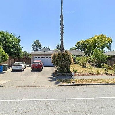 2104 W 3 Rd St, Santa Rosa, CA 95401