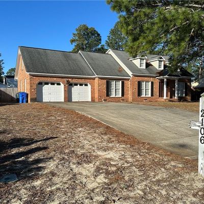 2106 Clinchfield Dr, Fayetteville, NC 28304