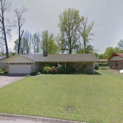 2108 E 15 Th St, Russellville, AR 72802