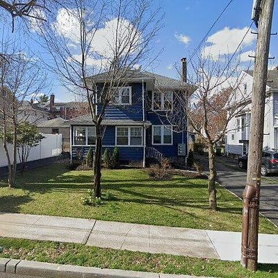 214 Crescent Ave, Leonia, NJ 07605