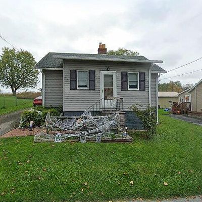 214 Meadowview Dr, Latrobe, PA 15650