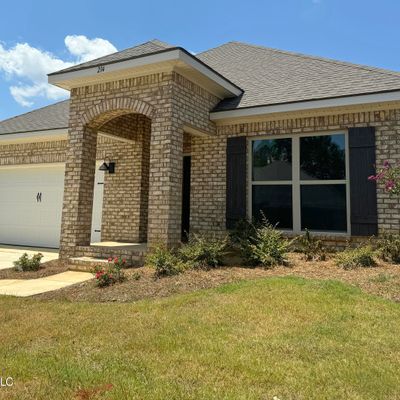 214 Serenity Lake Drive, Pearl, MS 39208