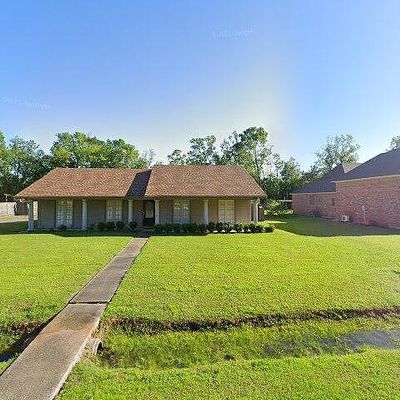 215 Constitution Dr, Lafayette, LA 70503