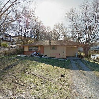 218 Cove St, Jacksboro, TN 37757