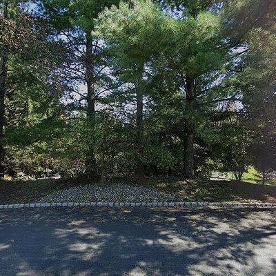 22 Windsor Dr, Pine Brook, NJ 07058