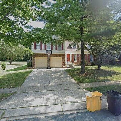 220 Autumn Chase Dr, Annapolis, MD 21401