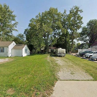 1908 E B St, Belleville, IL 62221