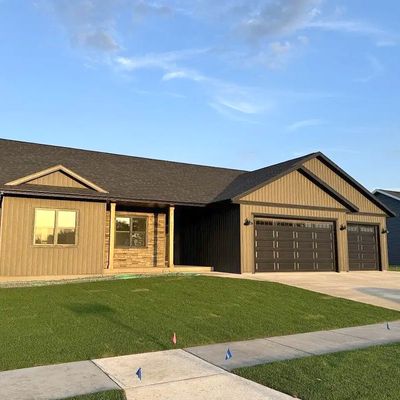 1909 Arches Drive, Holmen, WI 54636