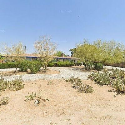 19236 Hupa Rd, Apple Valley, CA 92307