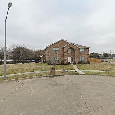 197 Rolling Ct, Lancaster, TX 75146