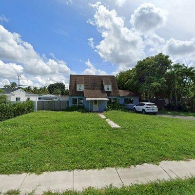 1980 Ne 182 Nd St, North Miami Beach, FL 33162