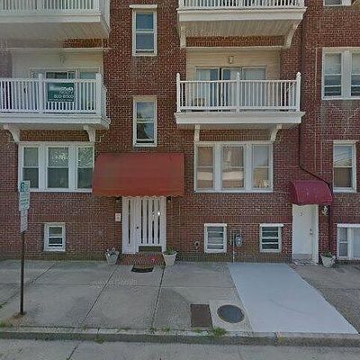 2 S Montgomery Ave, Atlantic City, NJ 08401