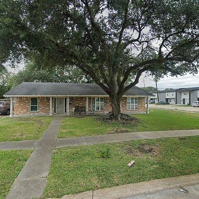 2002 Judy Ln, Pasadena, TX 77502