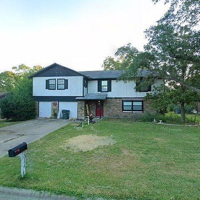 2011 Avenue T, Huntsville, TX 77340