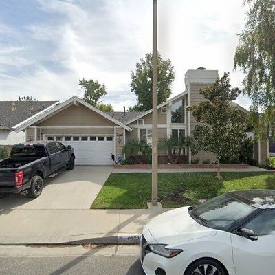 23728 Rotunda Rd, Valencia, CA 91355