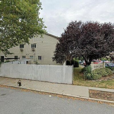 24 Tiger Ct, Staten Island, NY 10314