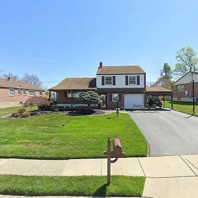 240 Sweetbriar Cir, King Of Prussia, PA 19406