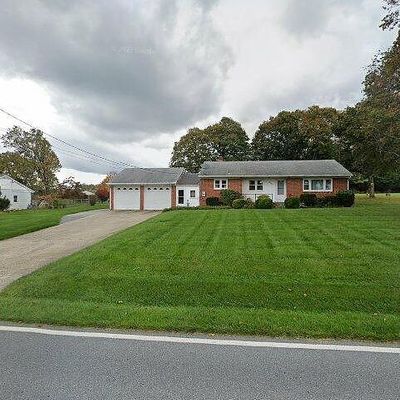 2407 Lawndale Rd, Finksburg, MD 21048