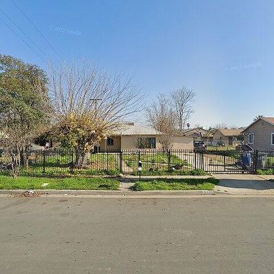 2413 S Sierra Vista Ave, Fresno, CA 93725