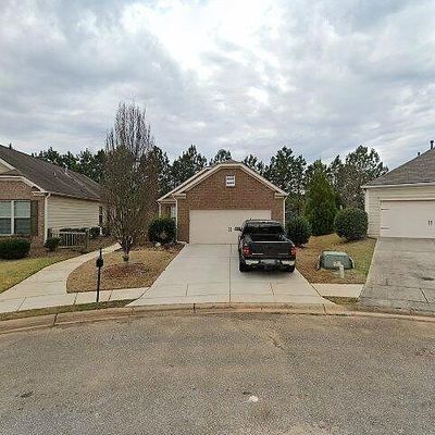 245 River Meadow Dr, Lagrange, GA 30241