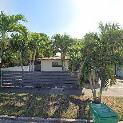 2450 Sw 22 Nd Ter, Miami, FL 33145