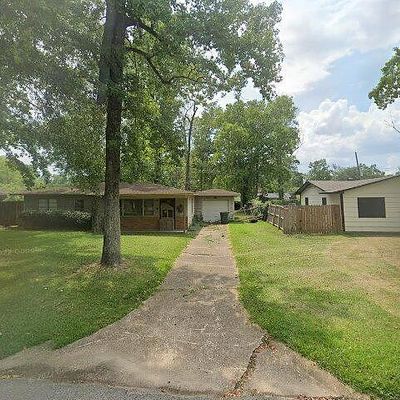 250 Roxton Ln, Beaumont, TX 77707