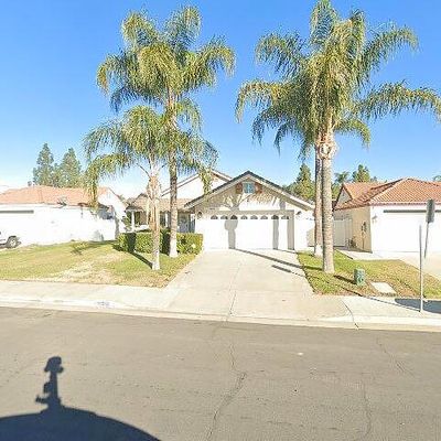 25598 Calabria Dr, Moreno Valley, CA 92551